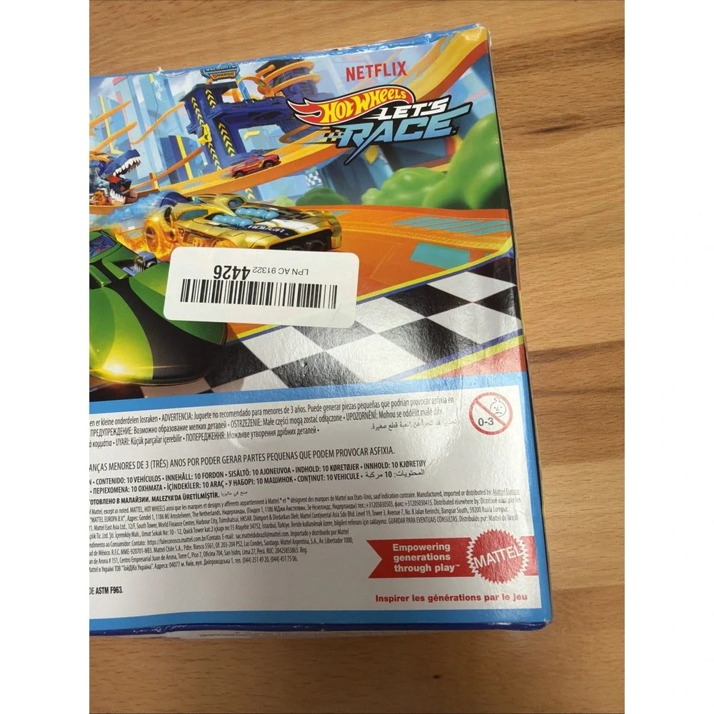 Hot Wheels Let's‎ Race 10 Pack Mattel GT Scorcher Street Shrieker Gotta Go Cars